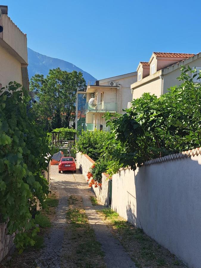 Apartments With Sea View In Prcanj Kotor Exteriér fotografie