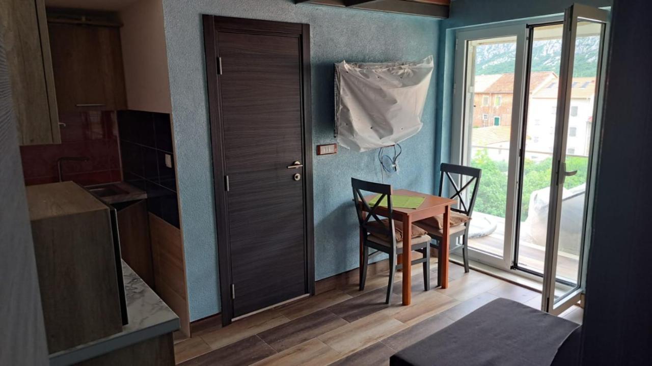 Apartments With Sea View In Prcanj Kotor Exteriér fotografie