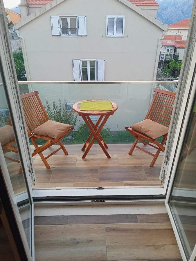 Apartments With Sea View In Prcanj Kotor Exteriér fotografie