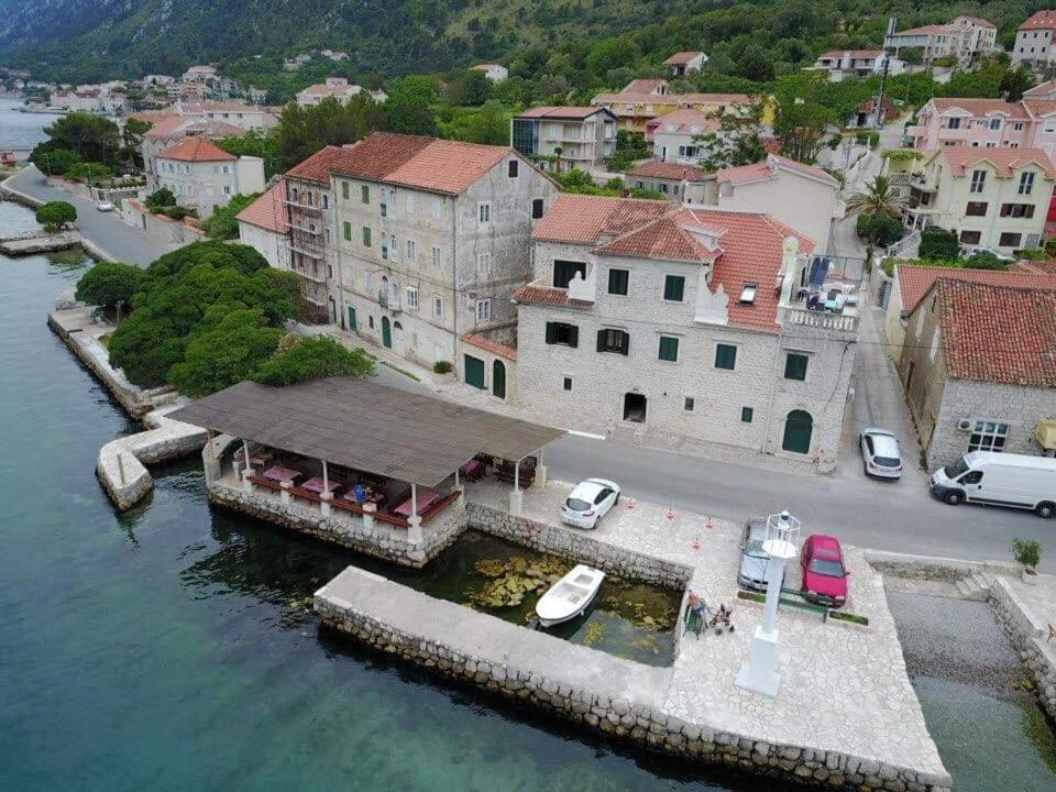 Apartments With Sea View In Prcanj Kotor Exteriér fotografie